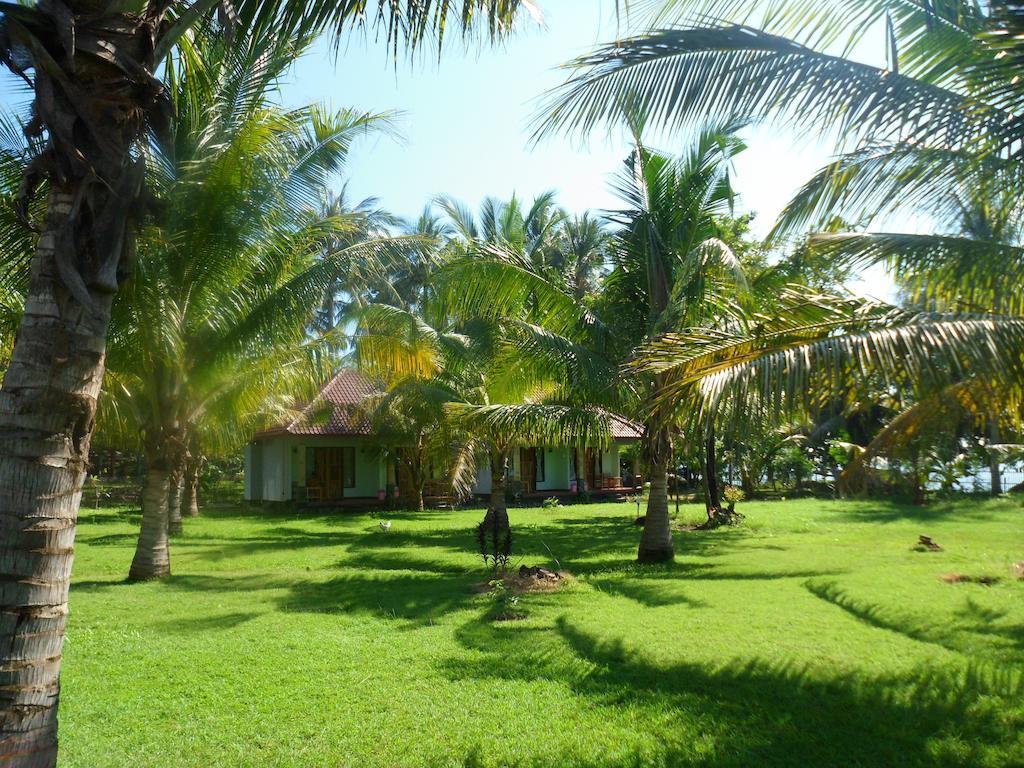 Pondok Siola Labuhan Pandan Camera foto